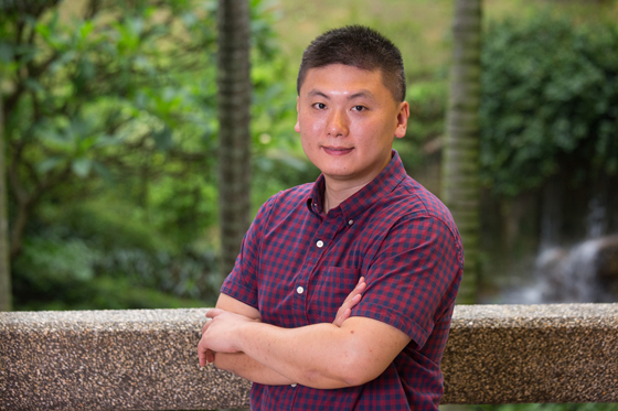 Dr Ray Cheung being awarded HK$1.44 Million Gifted Education Fund 