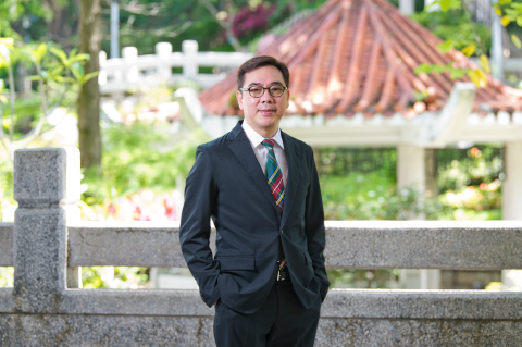 Prof Michael Tse Winning First Place in 2022 IEEE Transactions on Power Electronics Prize Paper Award