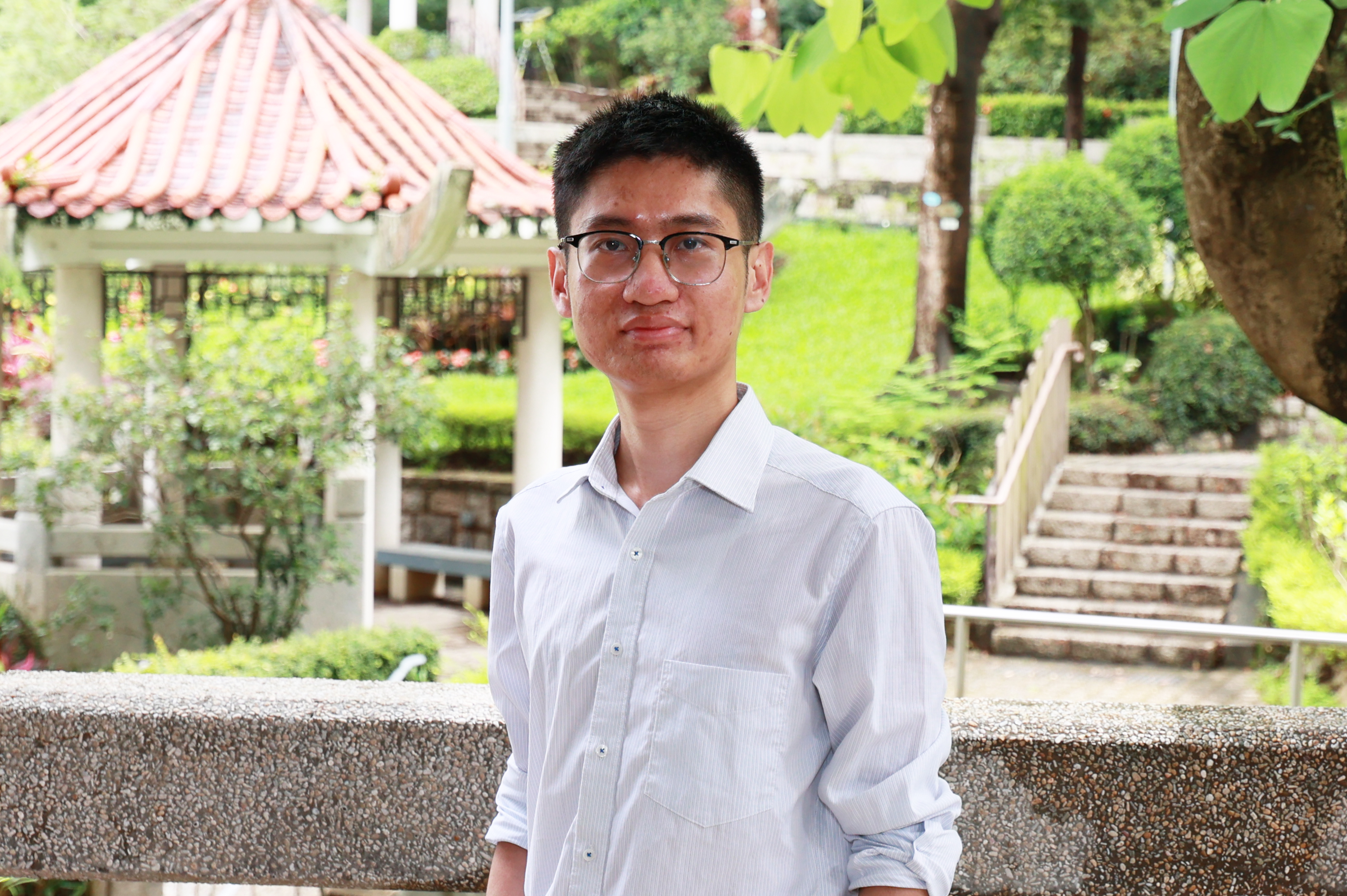 Prof Gengbo Wu being awarded NSFC Young Scientists Fund