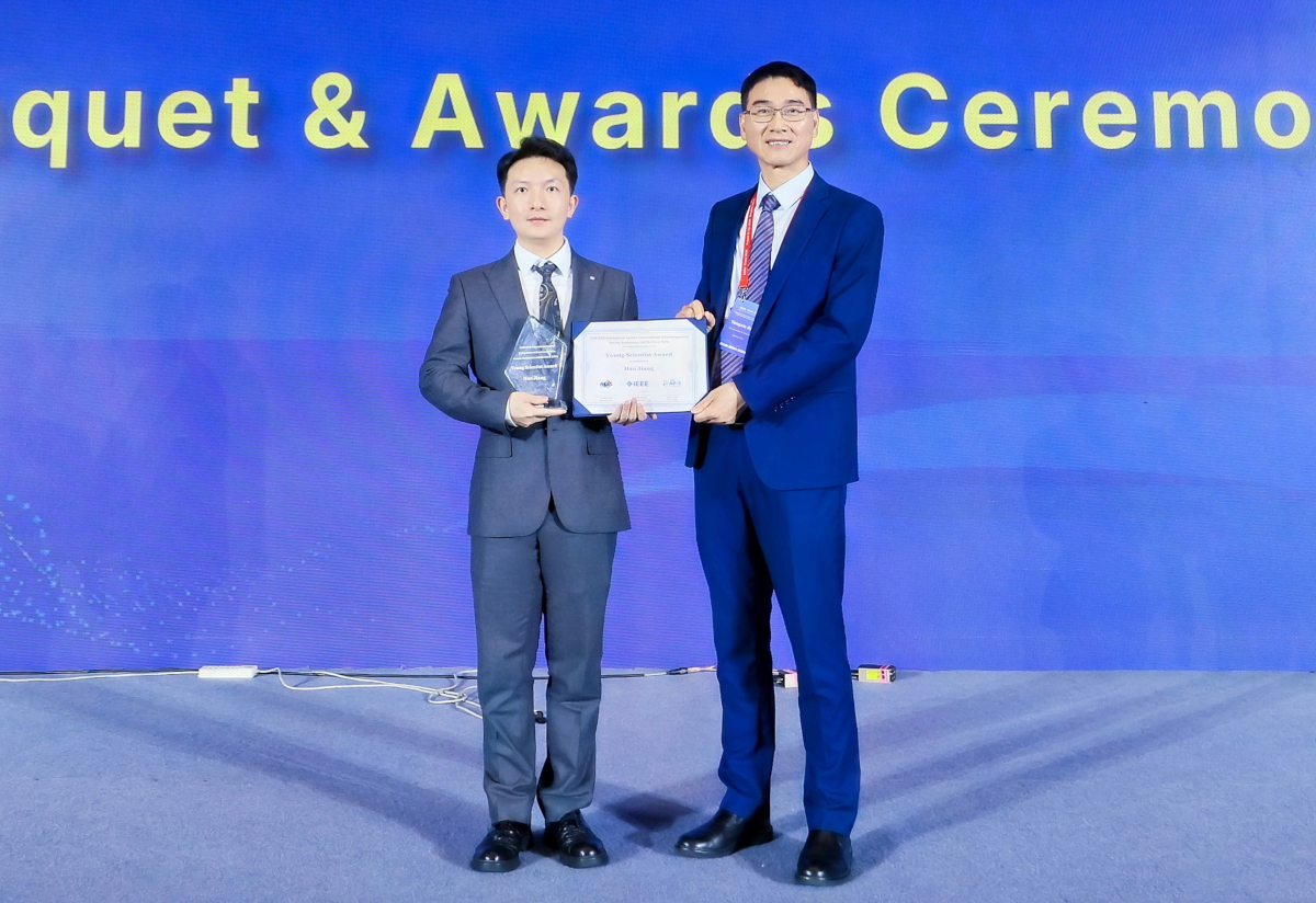 Postdoc Winning Young Scientist Award at ACES-China 2026